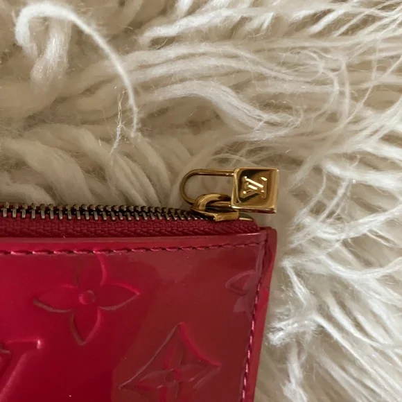 Louis Vuitton Vernis Key Cles Pouch - Picture 8 of 8